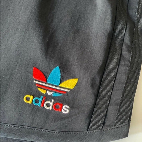 Women's adidas Slim Shorts (AY9453) Black Size 6 - Picture 2 of 3